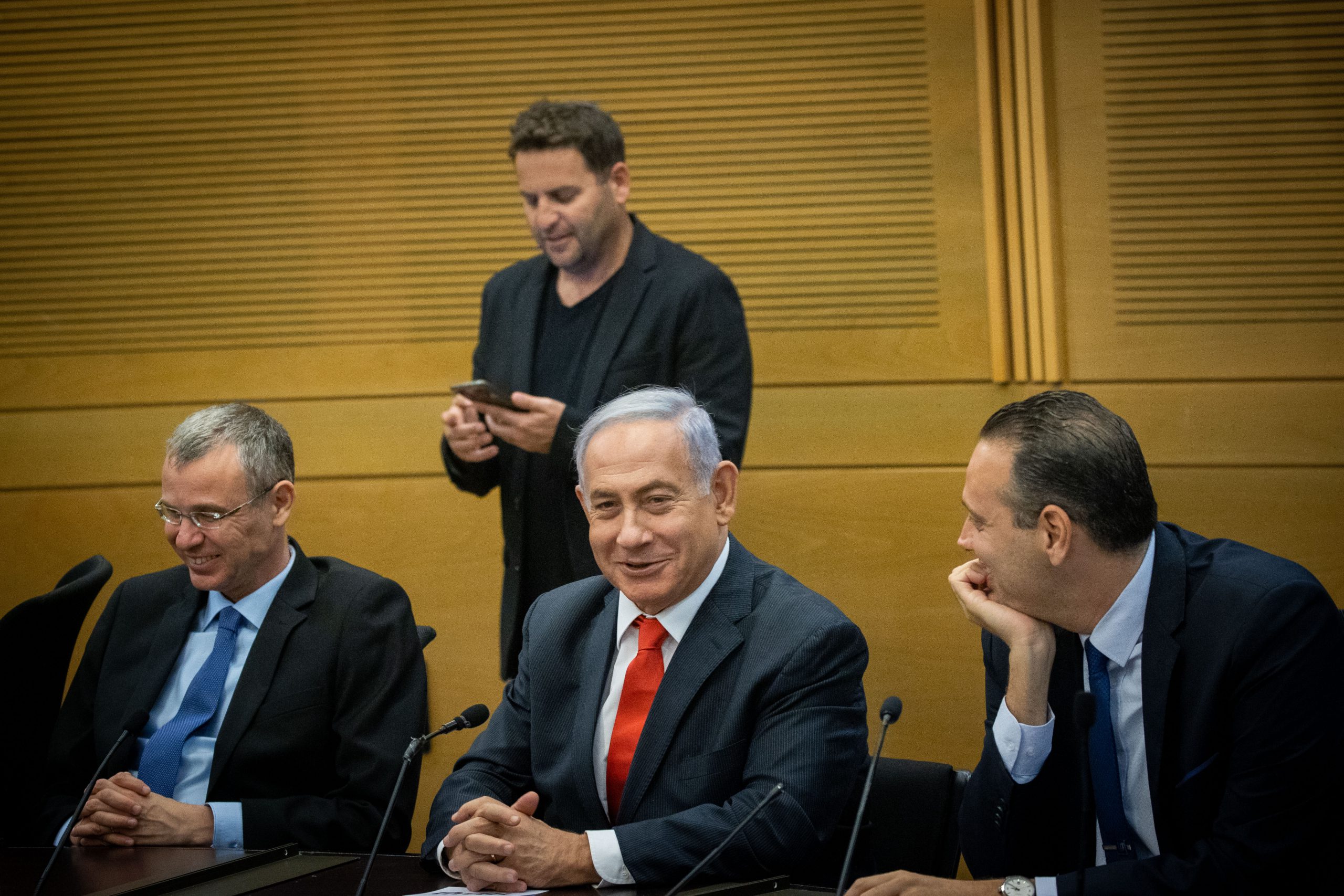 "גם בתקופת נתניהו המדינה עברה טרור קשה"