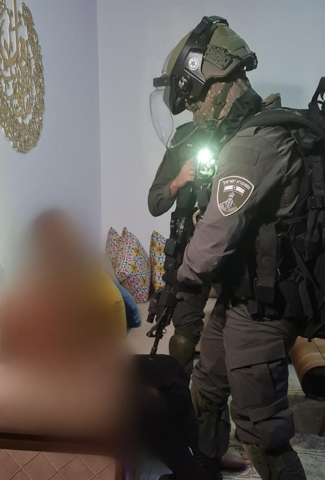 עוכבו 12 חשודים בתמיכה והשתייכות לדאע"ש
