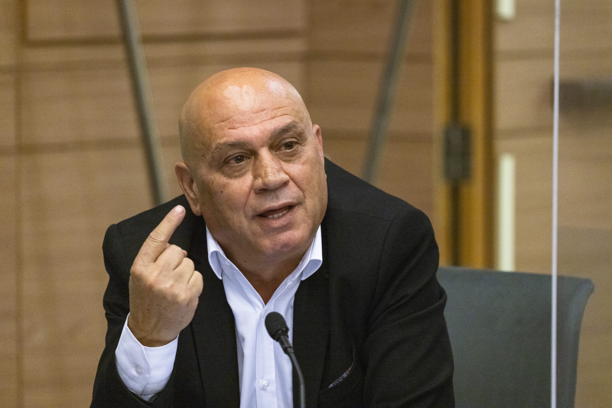עיסאווי פריג', ארכיון
