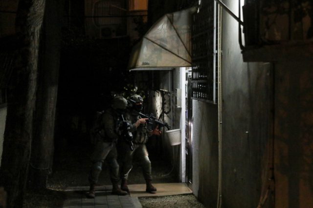 המצוד אחר המחבל היורה מתל אביב – בתמונות
