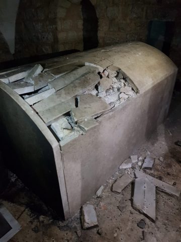(שימוש לפי סעיף 27א)