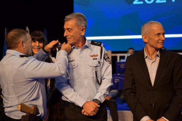 בצל גל הטרור: טקס יחידות מצטיינות של המשטרה