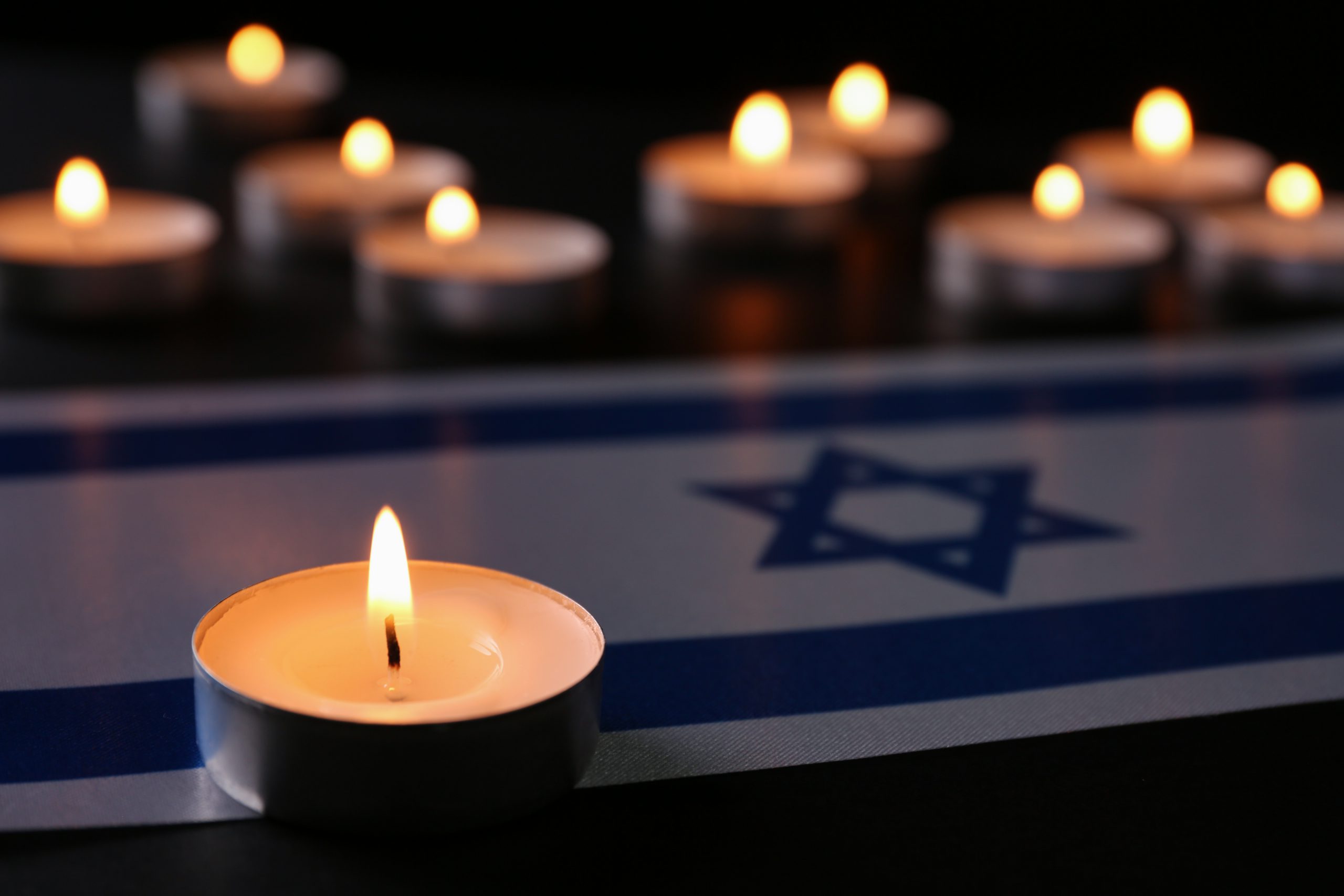 צופים וזוכרים: לוח המשדרים המלא ליום השואה