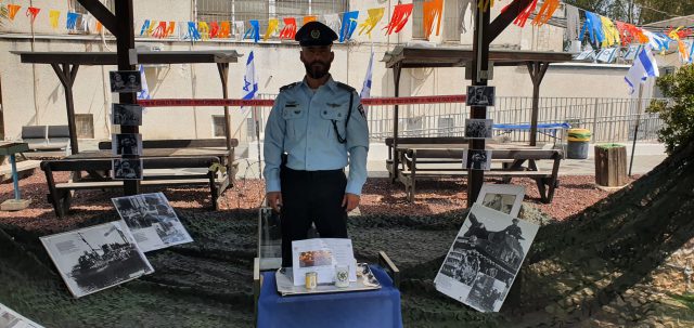 משטרת ישראל מתייחדת עם זכרם של הנספים בשואה