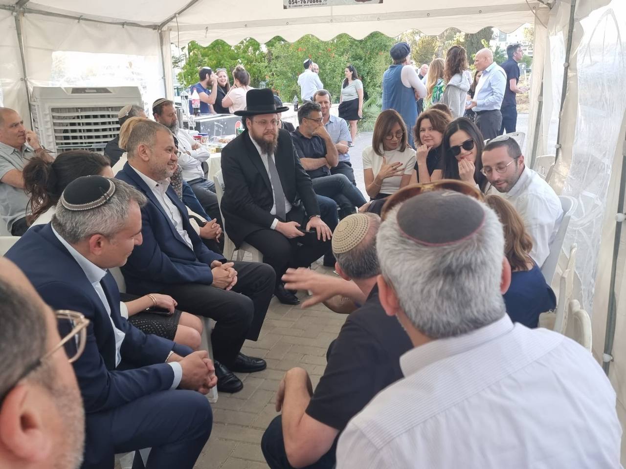 ח"כ ווליד טאהא הגיע לנחם את ניר אורבך