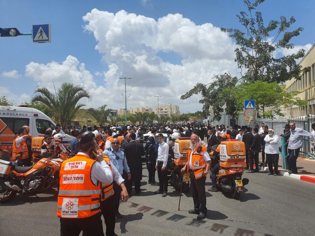 הלוויית בועז גול ויהונתן חבקוק. קרדיט: איחוד הצלה סניף אלעד