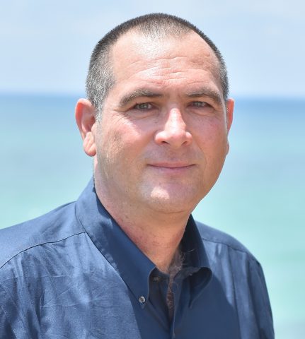 ארז חסון, בכיר שב"כ לשעבר