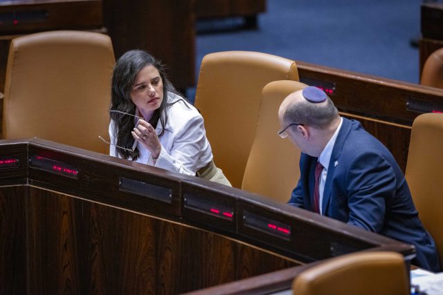 בנט ושקד במליאת הכנסת