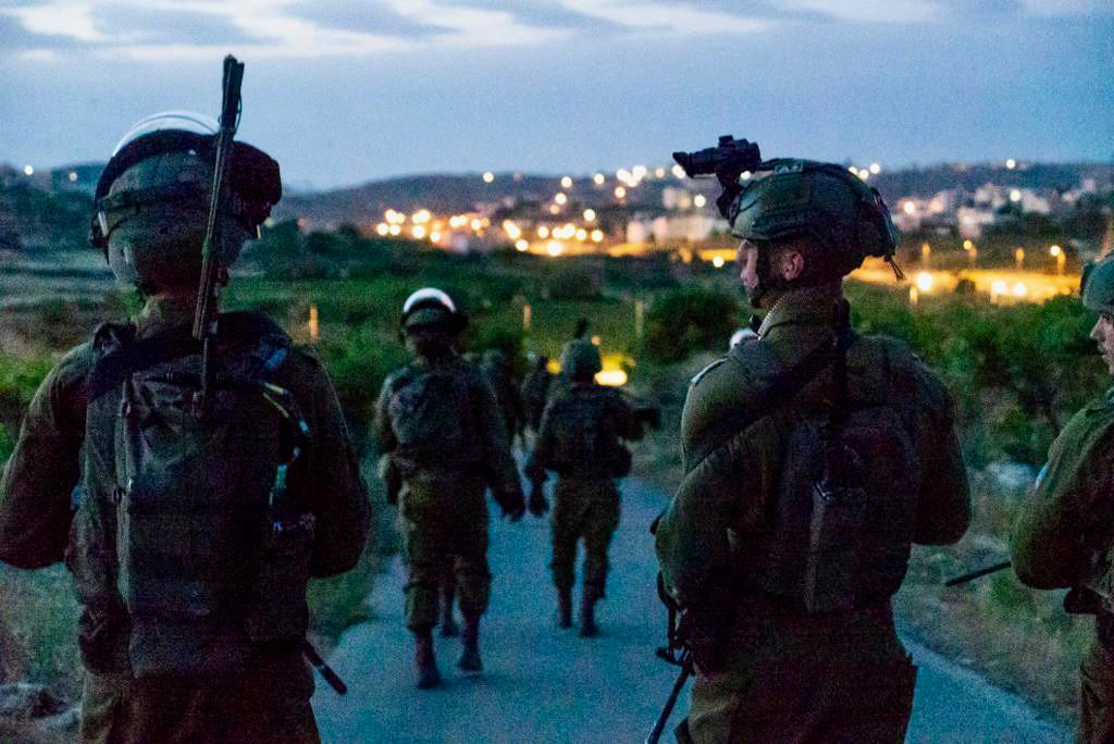 במהלך הלילה: צה"ל עצר 18 חשודים ביהודה ושומרון