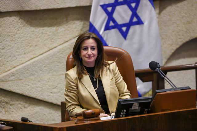 תם המשבר: רינאווי זועבי חוזרת לקואליציה