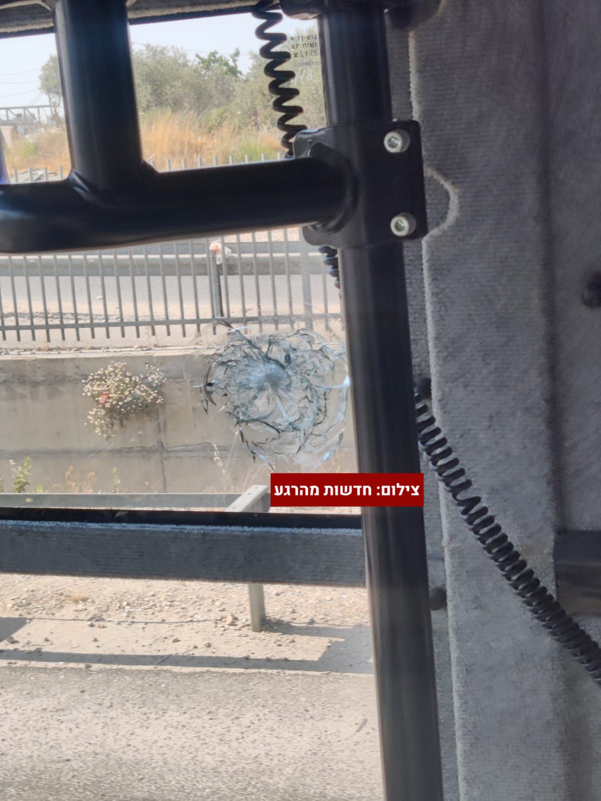 צפו | אבנים על אוטובוס של ילדים ועימותים בחווארה