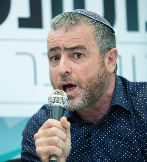 "אני עומד על דעתי שהם סוטים. ניפגש בבית המשפט"