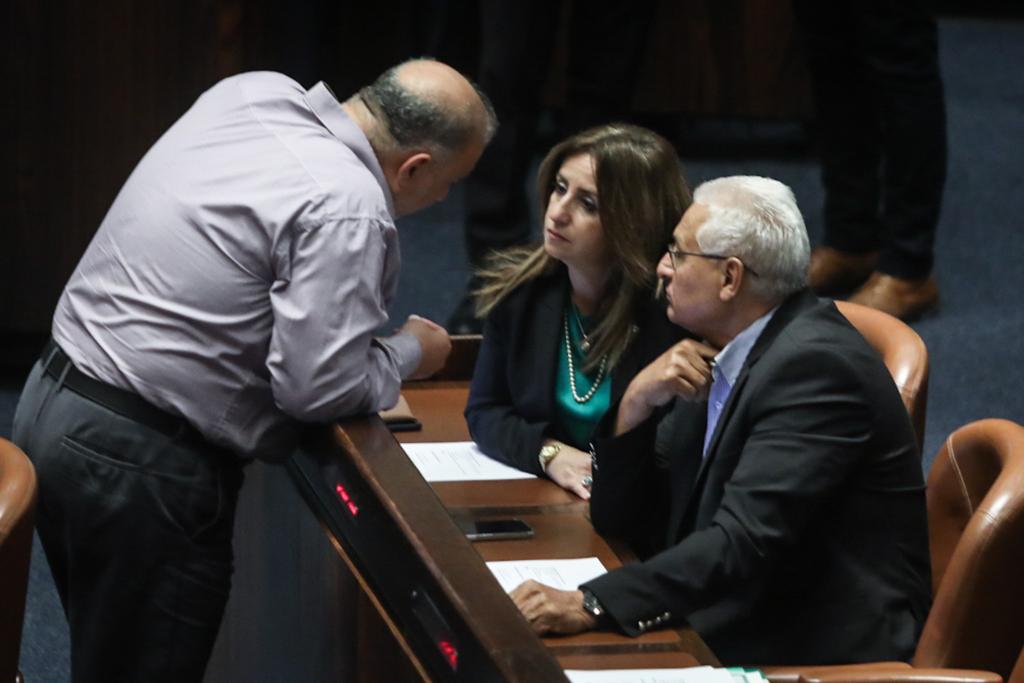 "די ימין", עבאס ורינאוי זועבי