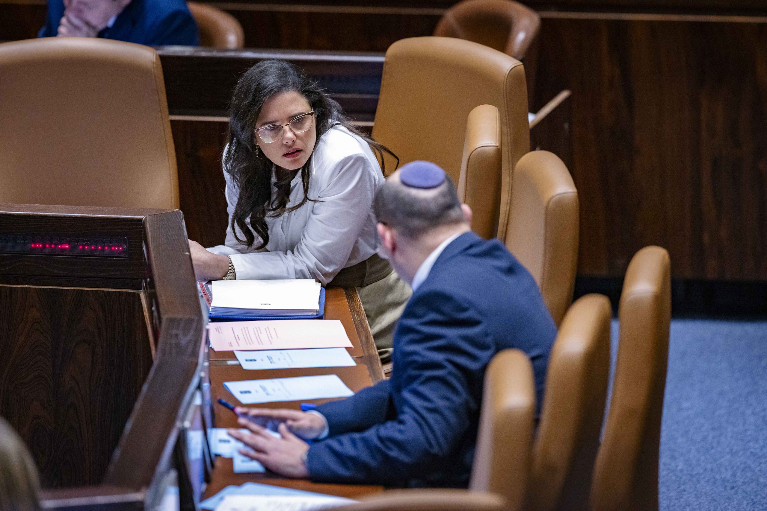 אלי אבידר בתגובה ראשונה להורדת חוק הנאשם