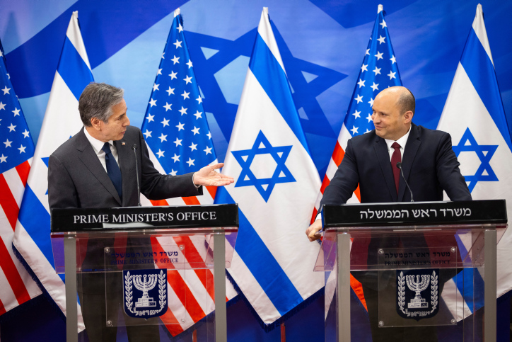 בנט לבלינקן: אמשיך לסייע כרה"מ החליפי
