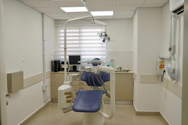 חדר טיפול שיניים במרפ"א ערבה (דובר צה"ל)