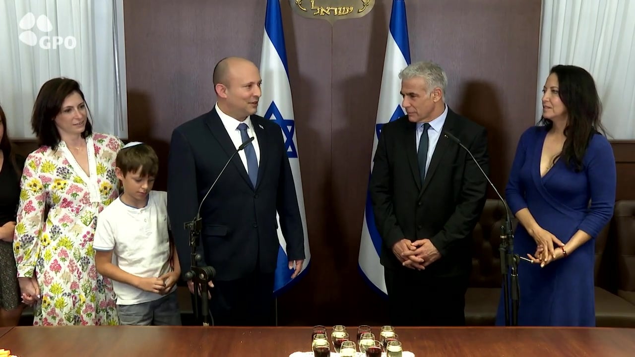 החלפת בנט לפיד רועי אברהם לעמ