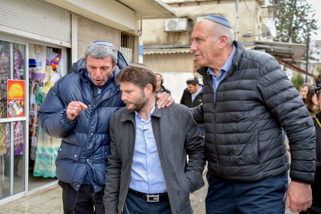 יוגב, סמוטריץ' ופרץ, ארכיון