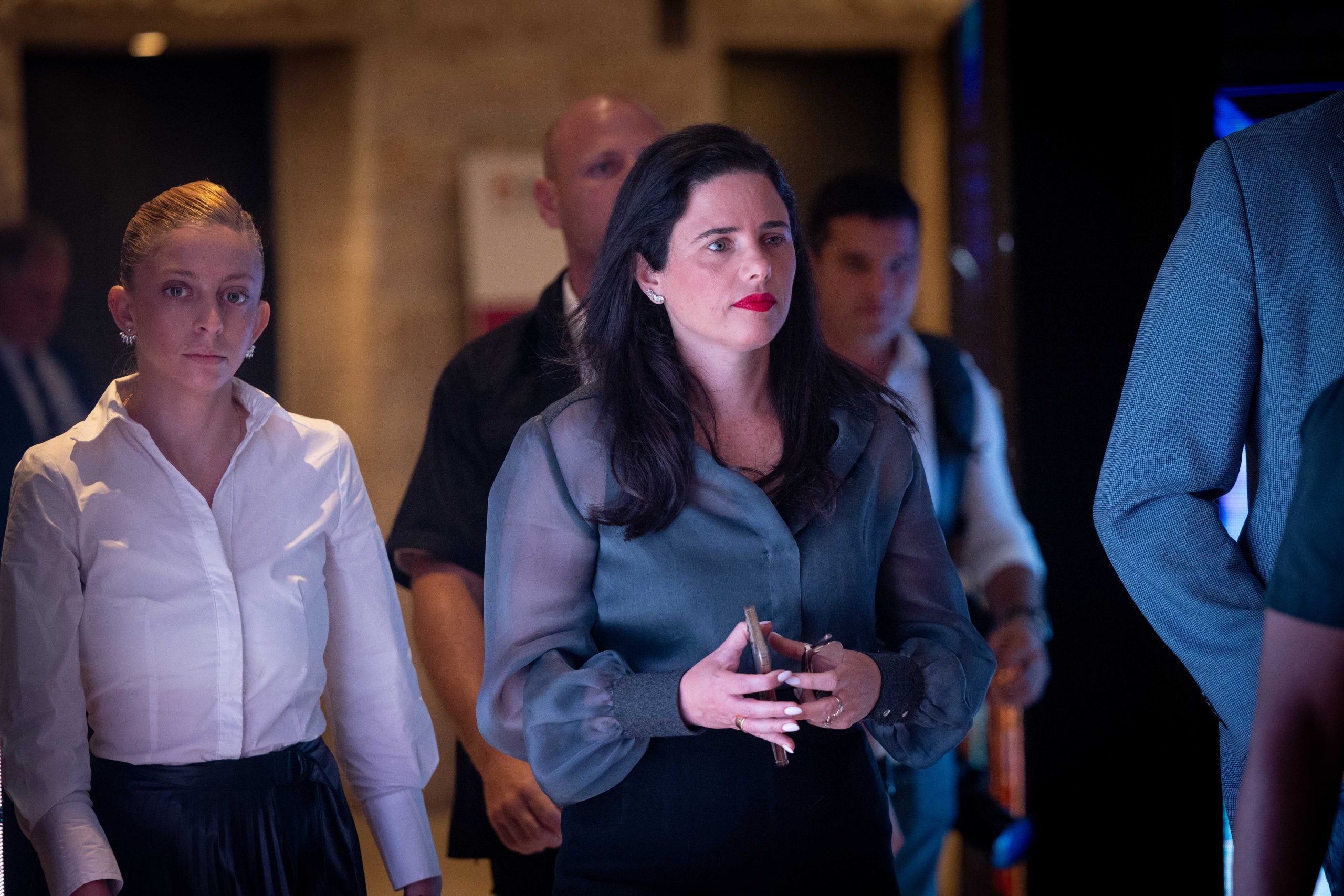 איילת שקד מבהירה: "מתכוונת לרוץ עד הסוף"