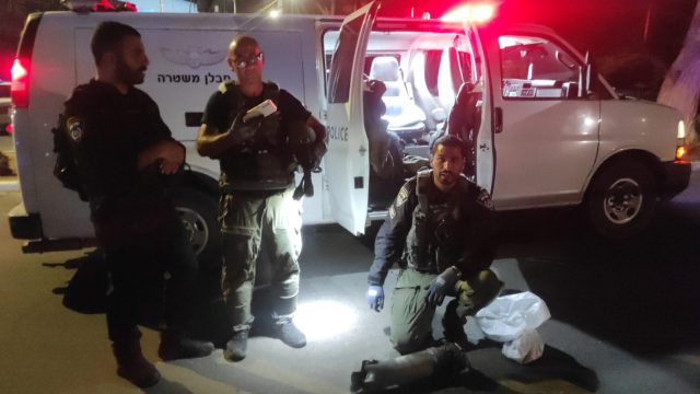 חבלני המשטרה במקום