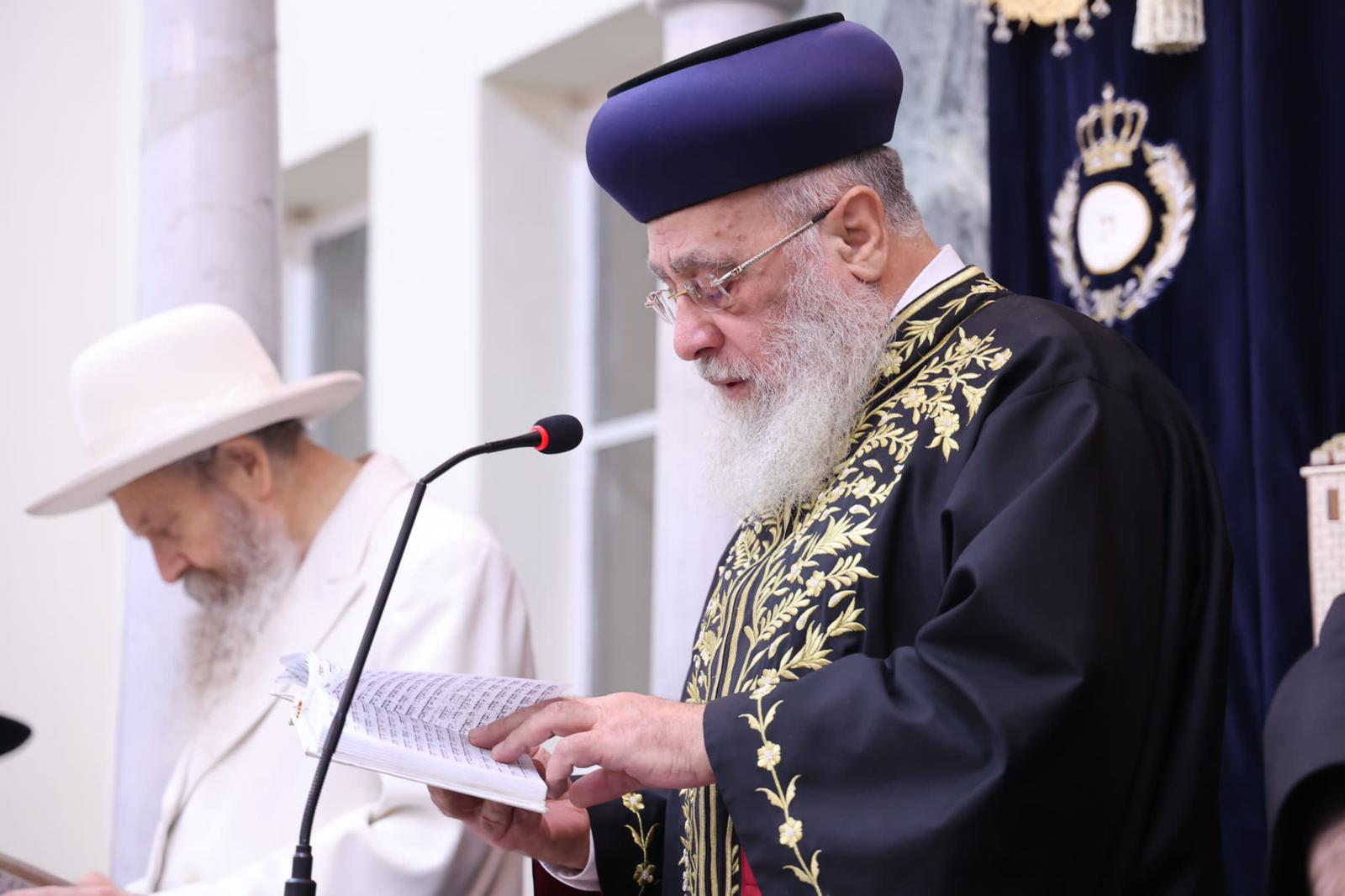ב'יזדים' התקיימה תפילה לרפואתו של הרב שלום כהן