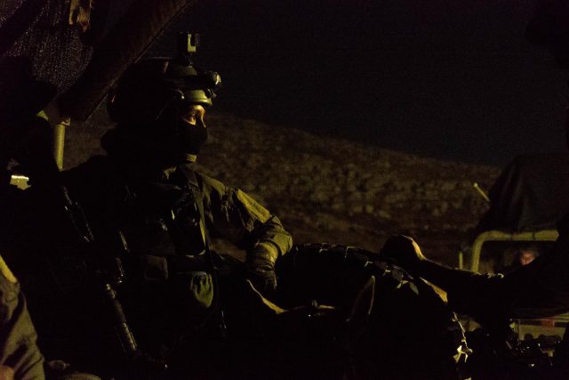 בלילה אחד: לוחמי צה"ל לכדו 12 מבוקשים | תיעוד