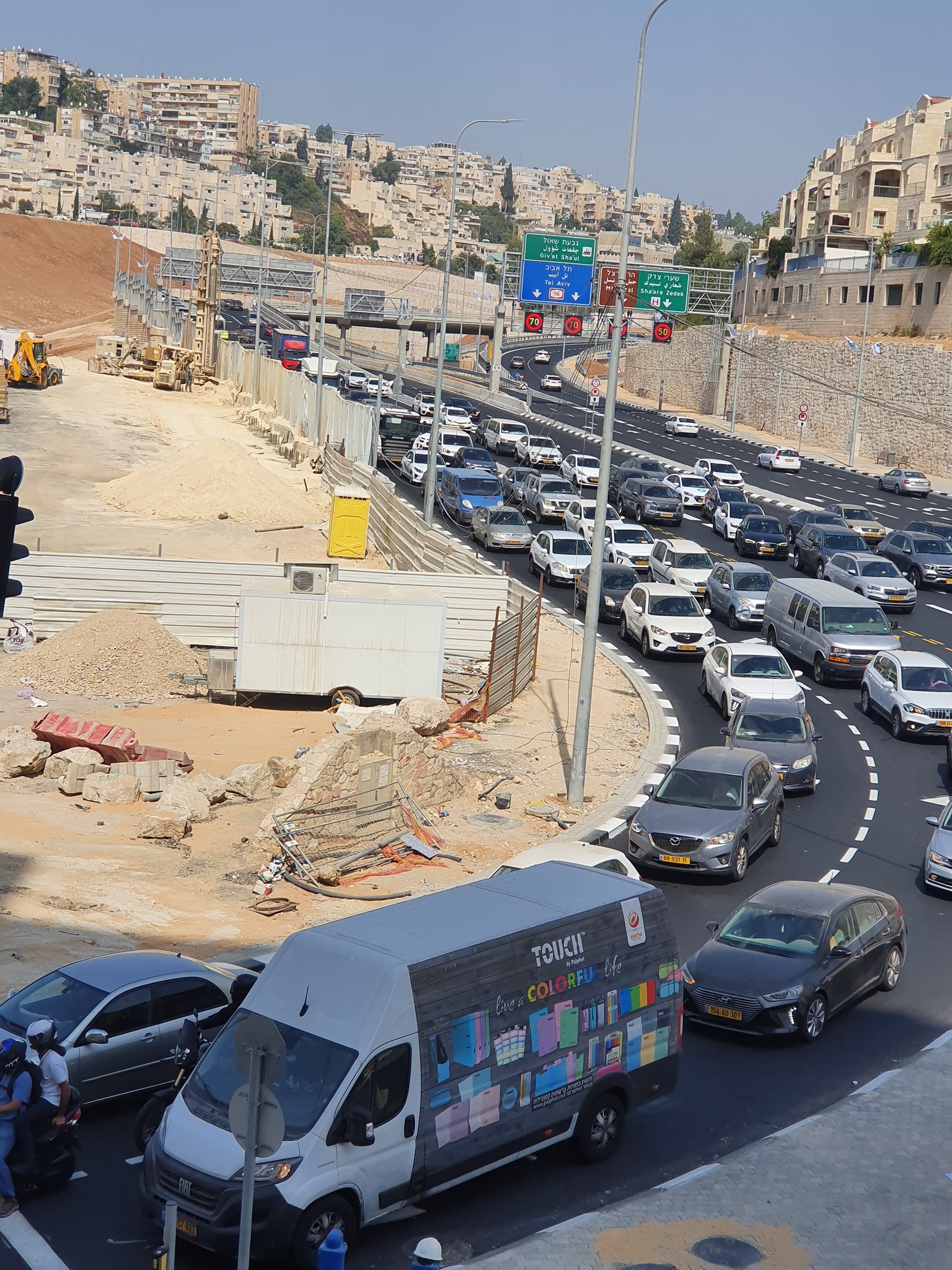 פקק ביציאה מכביש 16