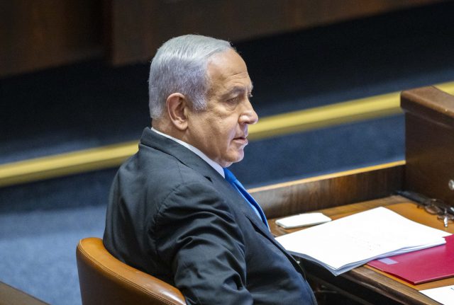 "מסוכן לחברה הישראלית". בנימין נתניהו