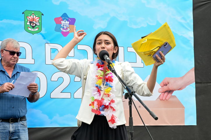 הדר מוכתר מגיבה לעמית סגל ומגלה למה לא התגייסה