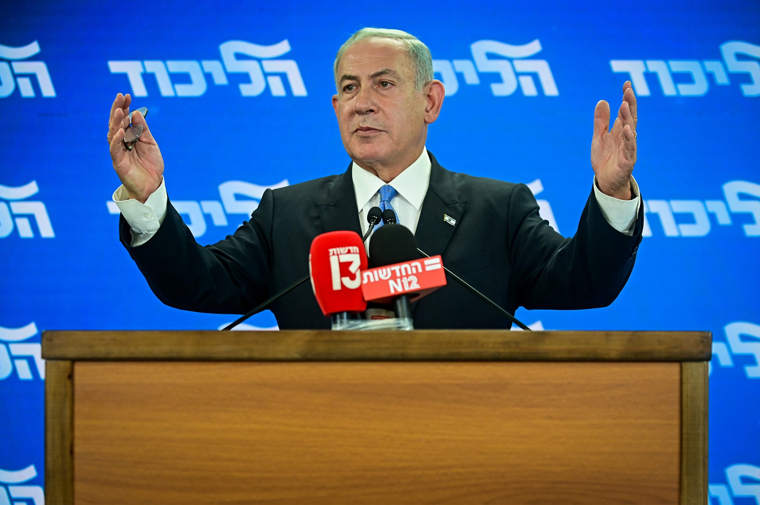 "אל תשתה מהכוס הזאת". בנימין נתניהו