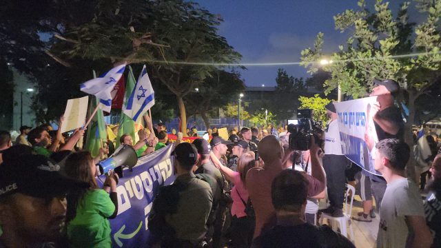 דרום תל אביב הערב /