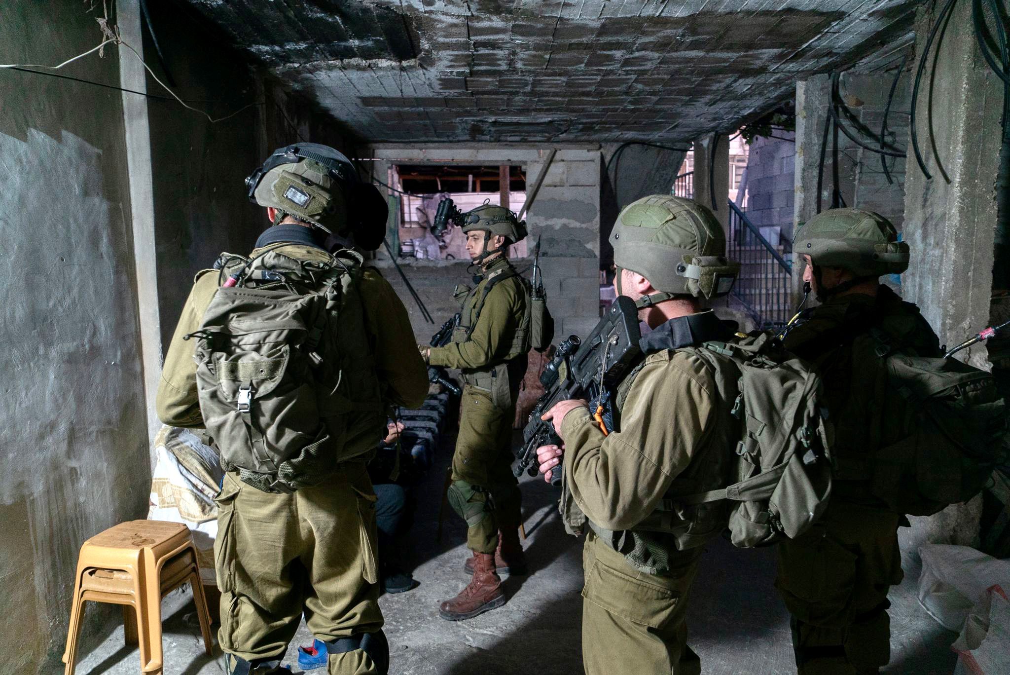 תיעוד מקסדת הלוחמים: 4 מחבלים נעצרו בשומרון. צפו