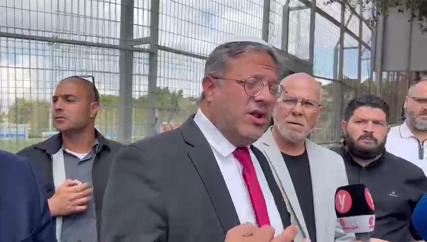 בן גביר בשכונת א-טור: "לירות בנשק חם"