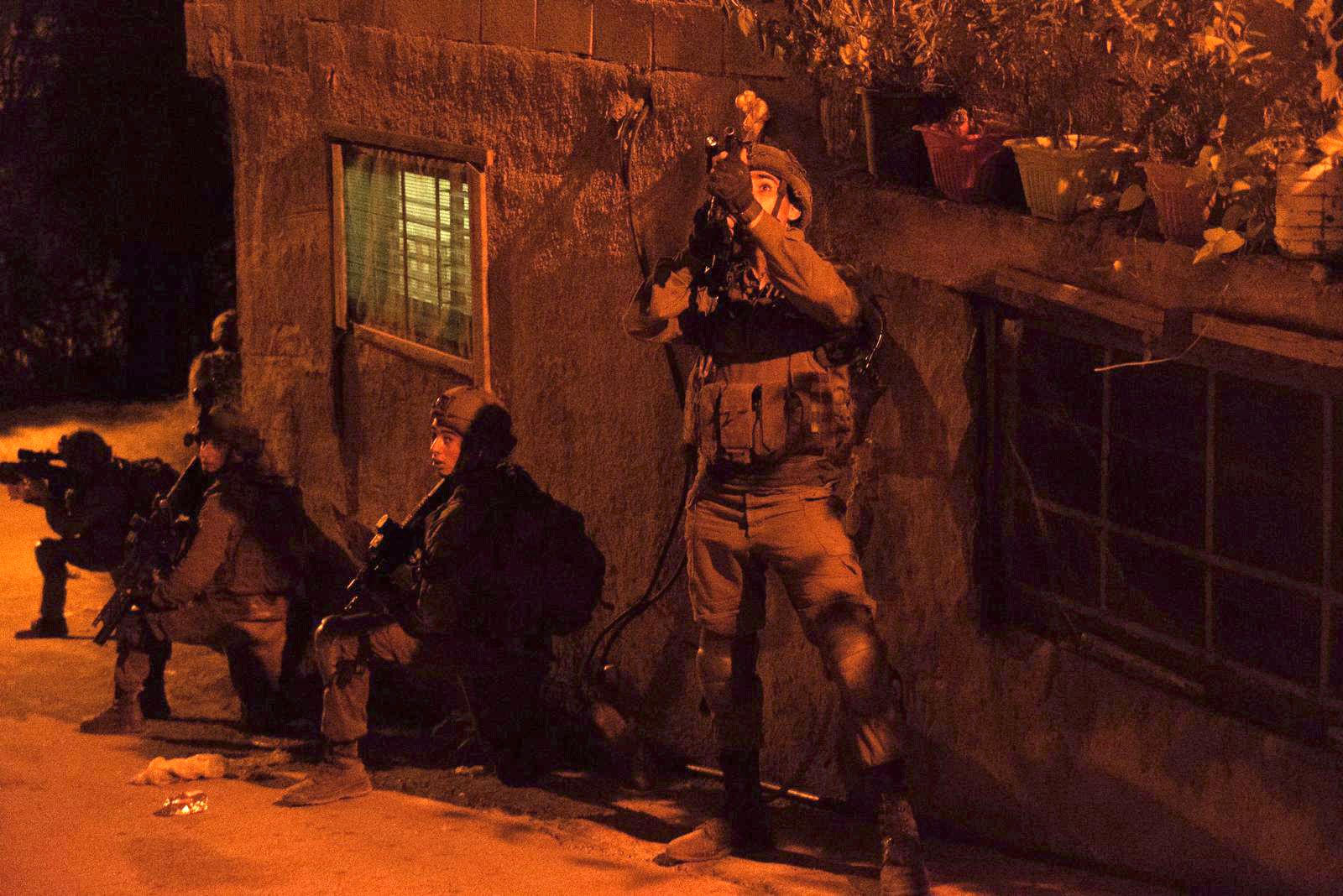 נעצרו המחבלים שירו לעבר כוח צה"ל בקבר יוסף