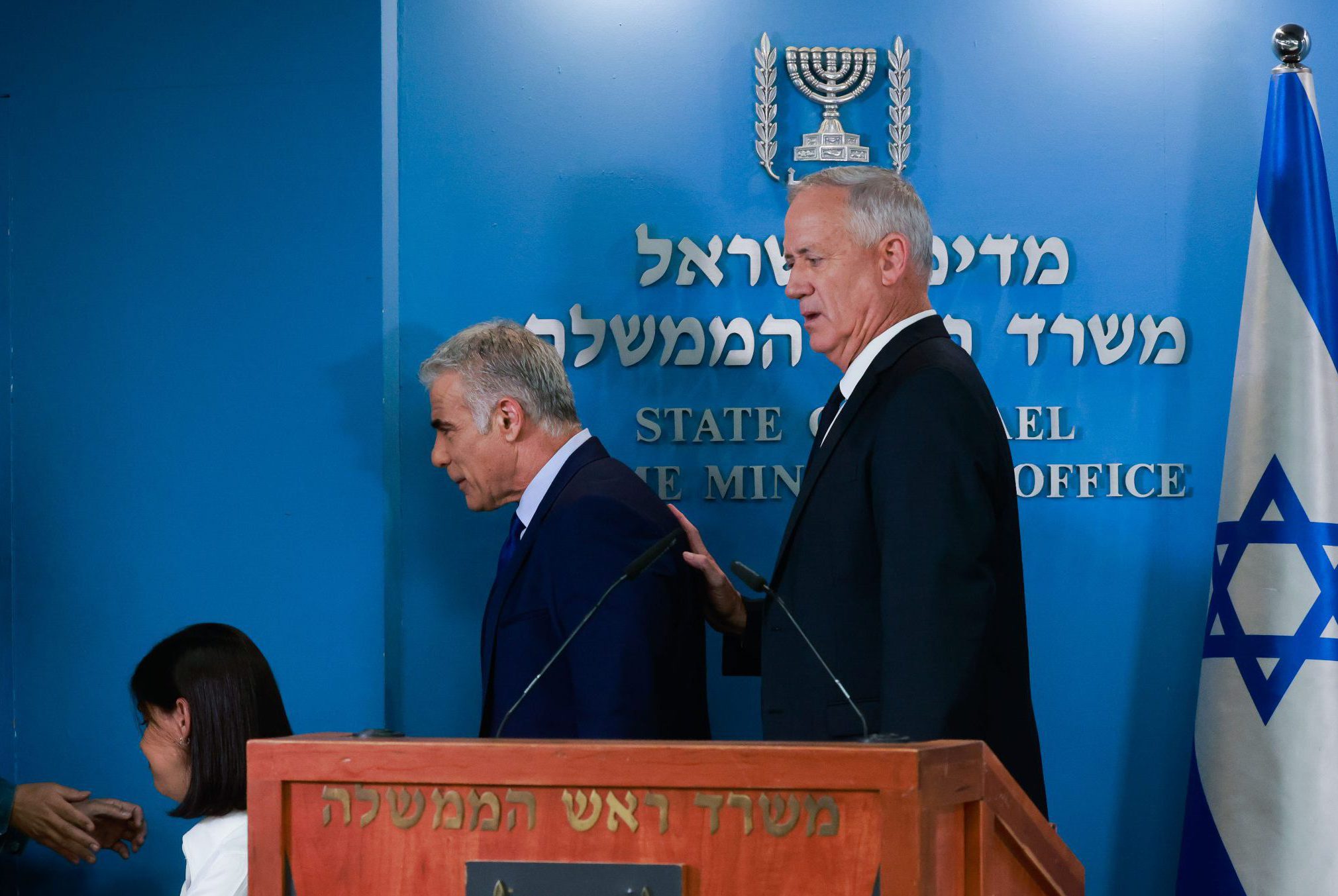 גנץ לא ישתתף בישיבה על אישור ההסכם עם לבנון