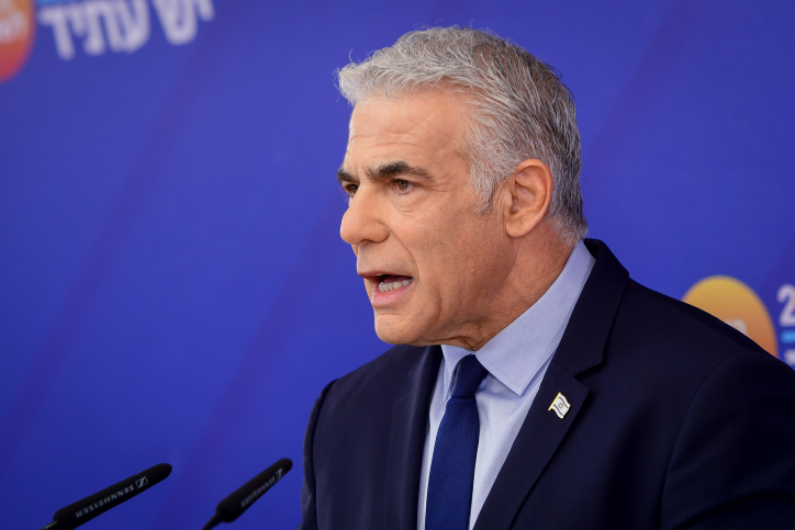 לפיד פונה לציבור הסרוג: רוצה לבנות אתכם גשר. צפו