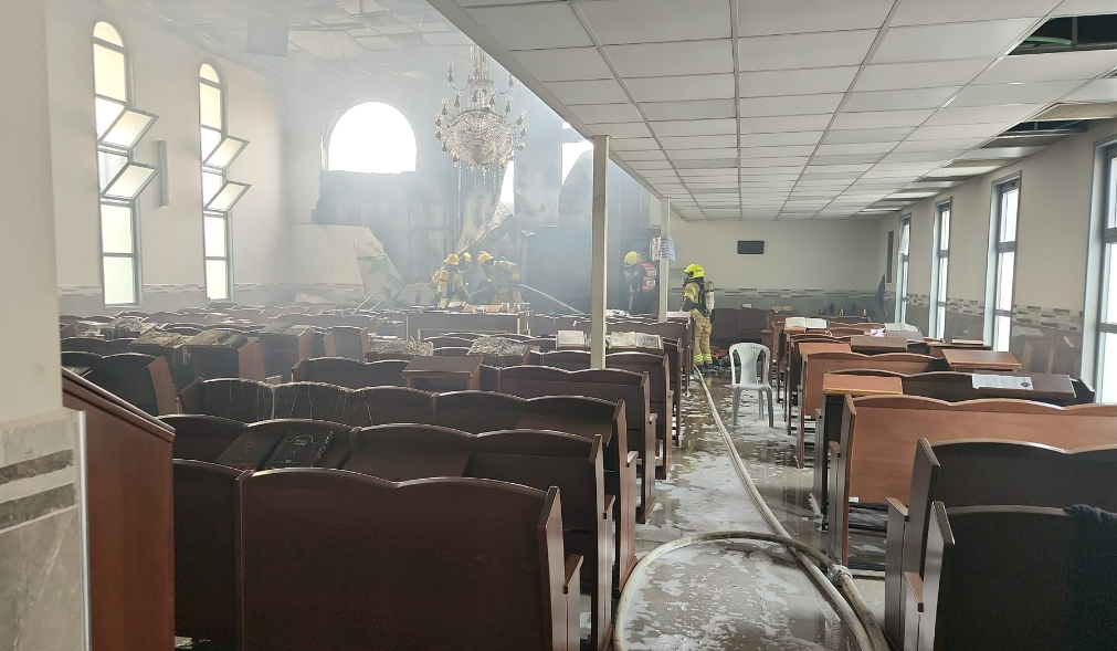 בית כנסת בירושלים עלה באש ונשרף כליל. צפו