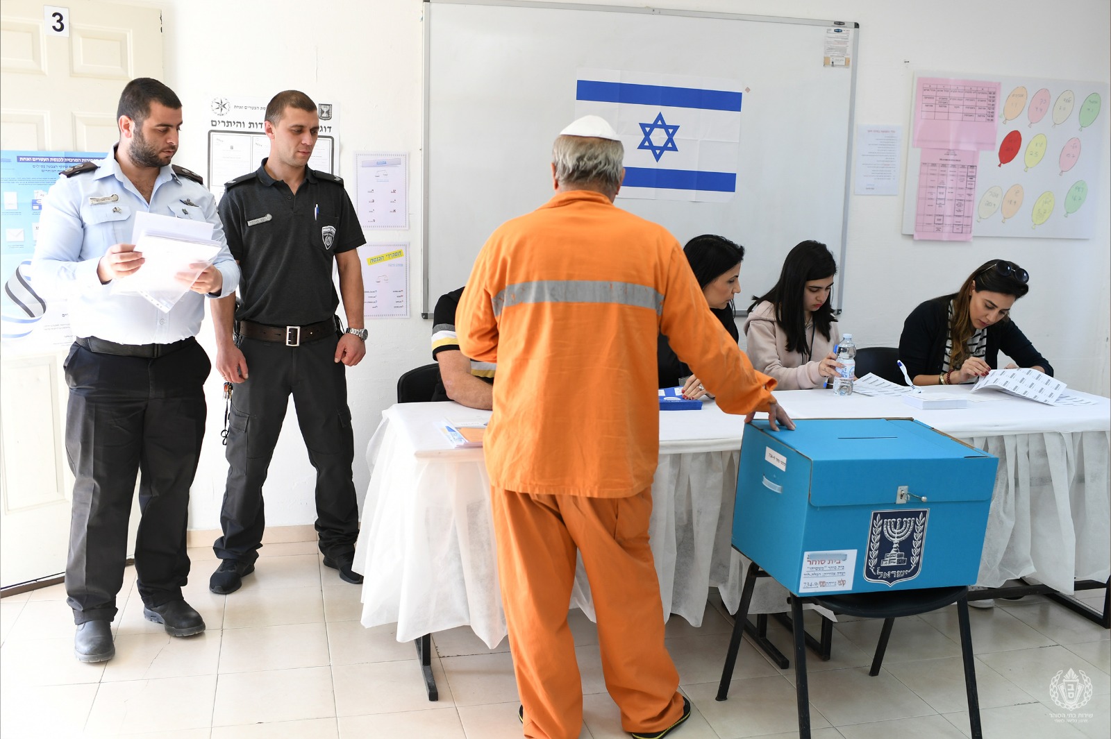 קלפי בכלא: כמה מנדטים שווים קולות האסירים?