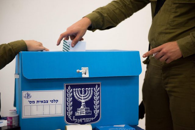 710 קלפיות: החיילים בצה"ל מצביעים