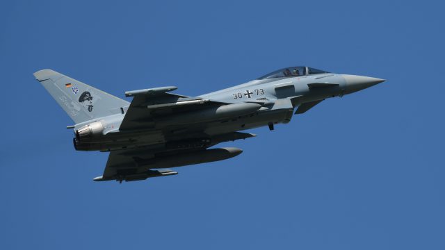 מטוס Eurofighter גרמני. קרדיט: perfect-picture-hunter, שאטרסטוק