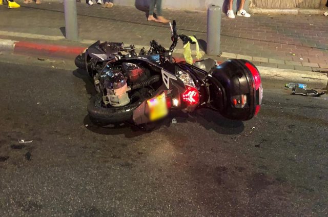 תל אביב: רוכב אופניים נהרג בהתנגשות עם אופנוע