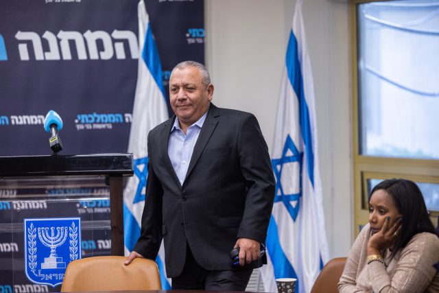 אייזנקוט: "הפגיעה ביחסים עם ארה"ב, אות מבשר רע"