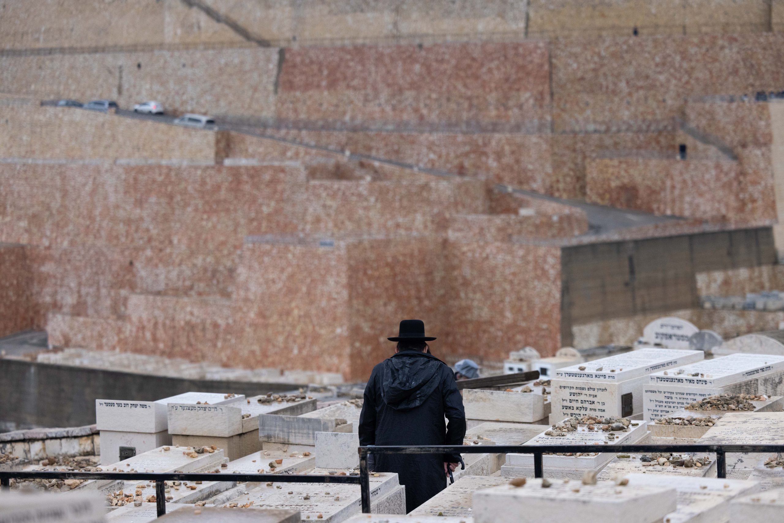 גופי הקבורה מנצלים את המחסור בעשרות אלפי ש"ח