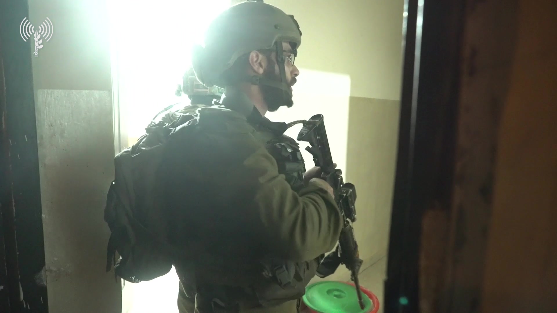 שובר גלים 2711