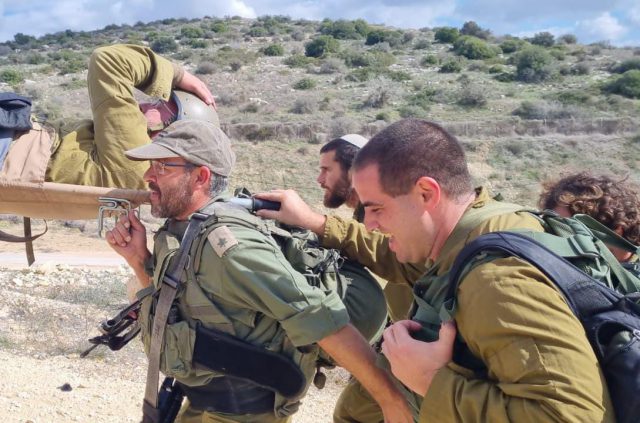 לוחמי מילואים בתעסוקה מבצעית בגוש עציון.
