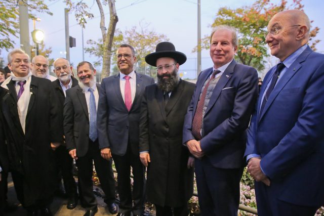 "סמל לעוז": רחבה בירושלים על שם צייד הנאצים