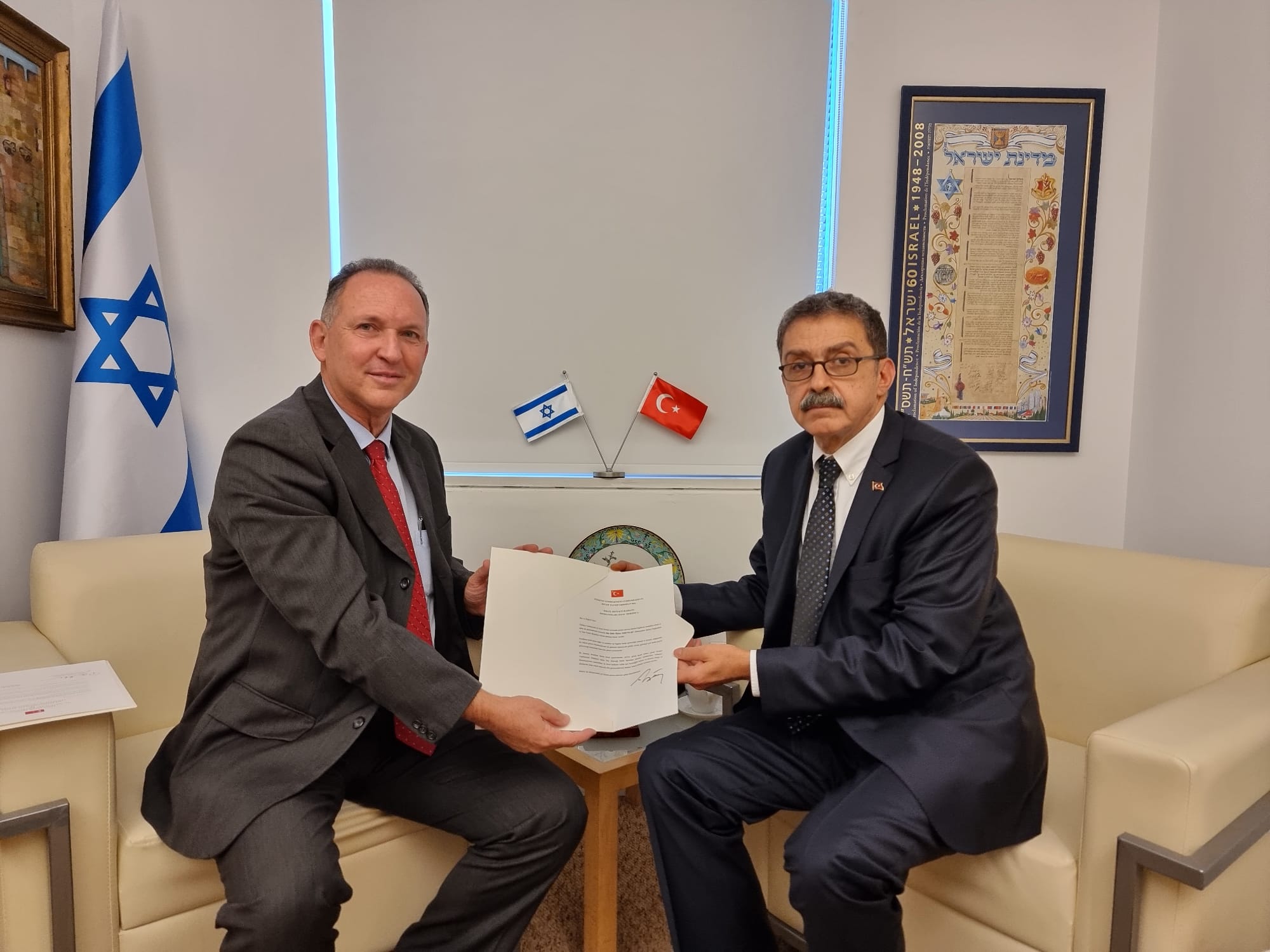 היחסים מתחממים: השגריר הטורקי חזר לישראל
