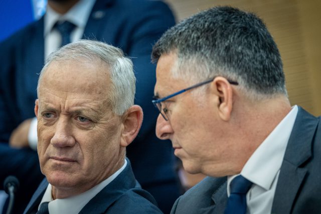סער וגנץ