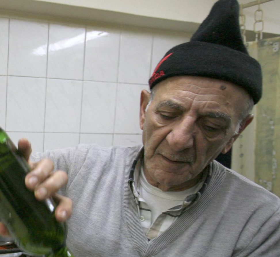 המחווה המרגשת למייסד מסעדת "עזורה" שהלך לעולמו
