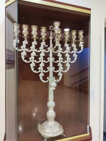 דמוקרטיה ואור: מסע מיוחד ברחבי הכנסת לכבוד חנוכה